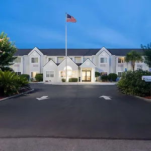 Microtel & By Wyndham Savannah/pooler 3*, Savannah USA